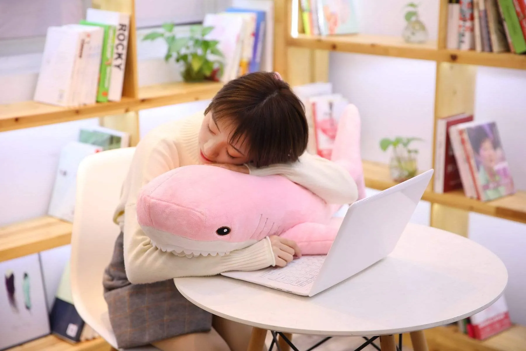 15-140cm Giant Shark Plush Toy Soft Stuffed Speelgoed Animal Reading Pillow for Birthday Gifts Cushion Doll Gift For Children