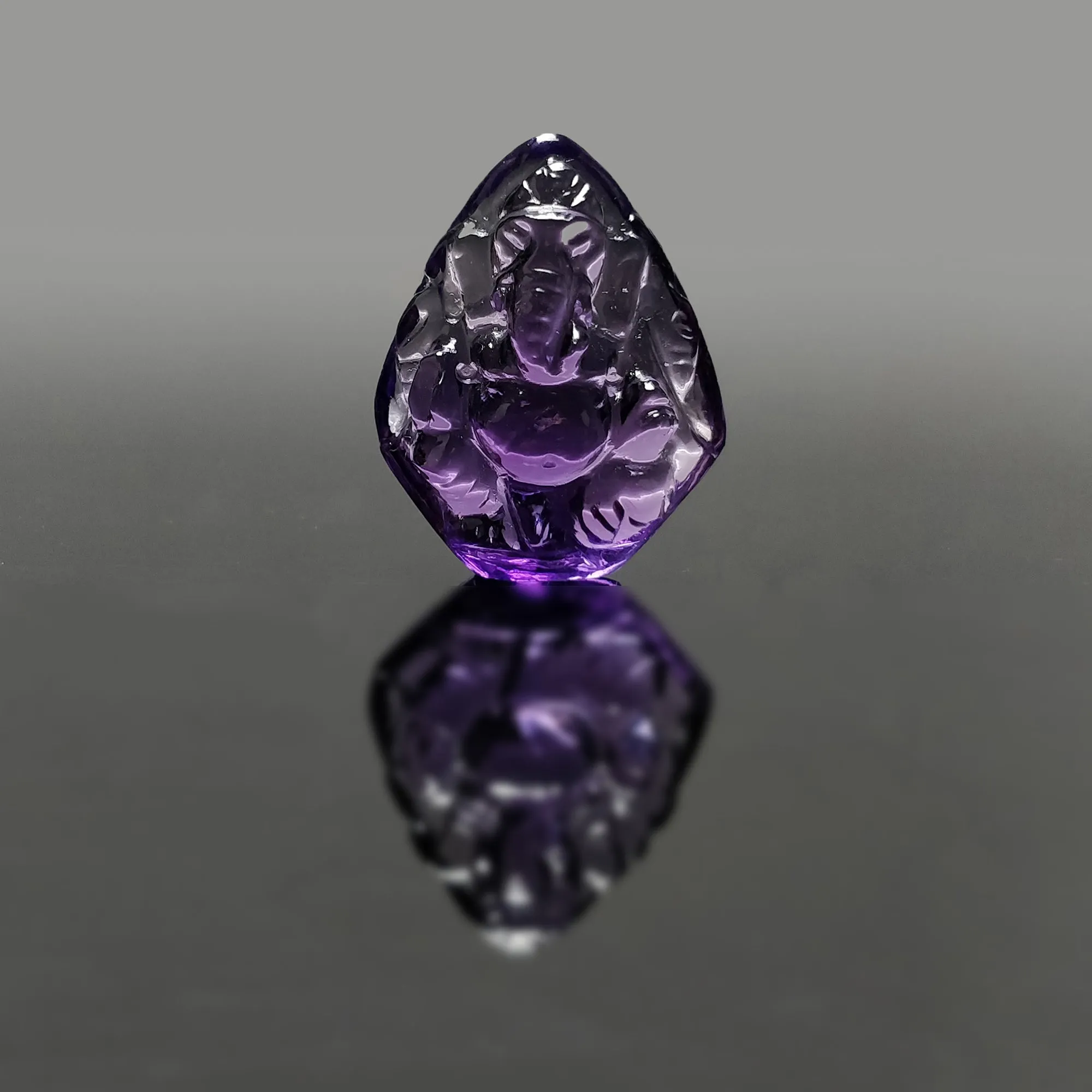 Amethyst Gemstone Carving : Natural Untreated Purple Amethyst Hand Carved LORD GANESHA