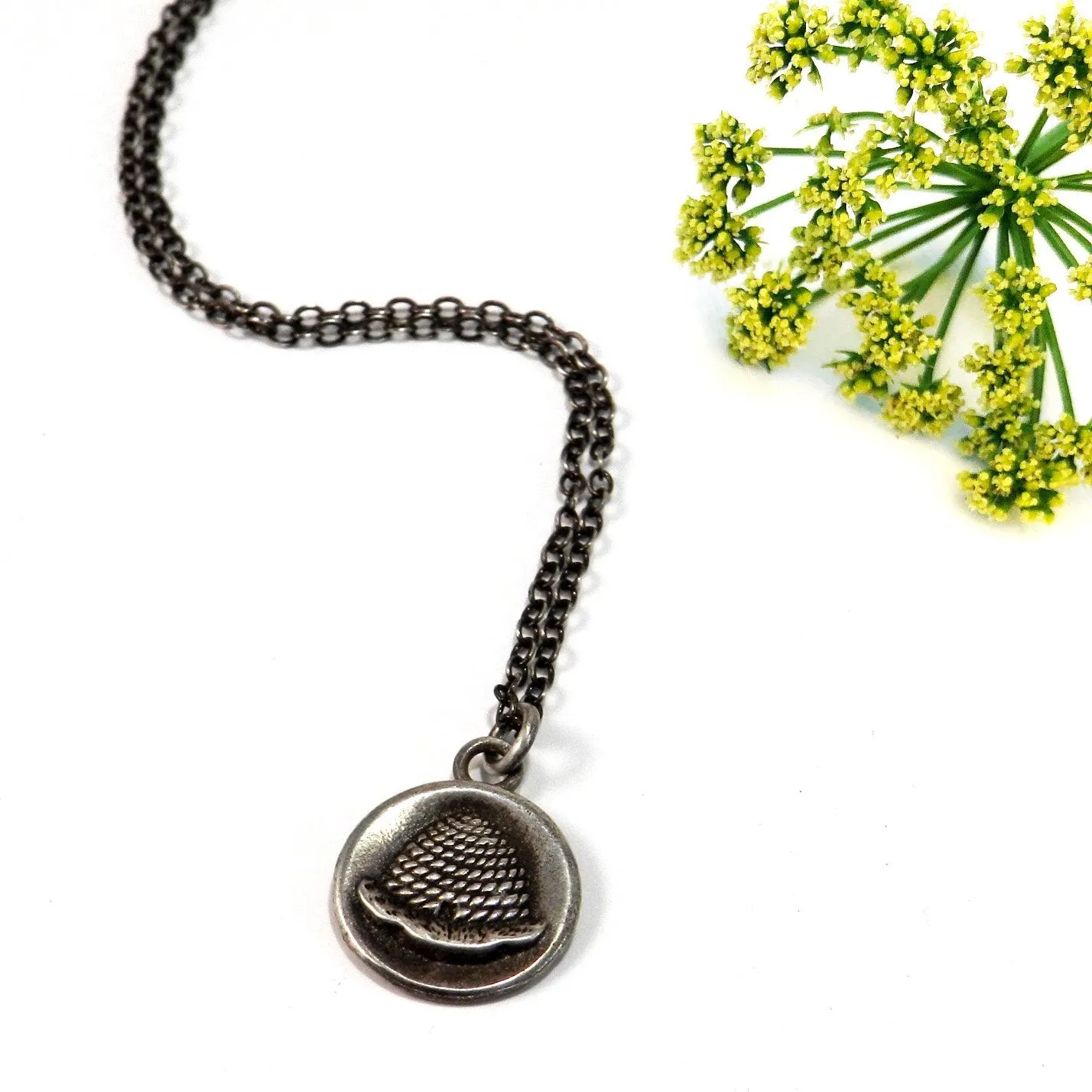 BEEHIVE Vintage Button Necklace - SILVER