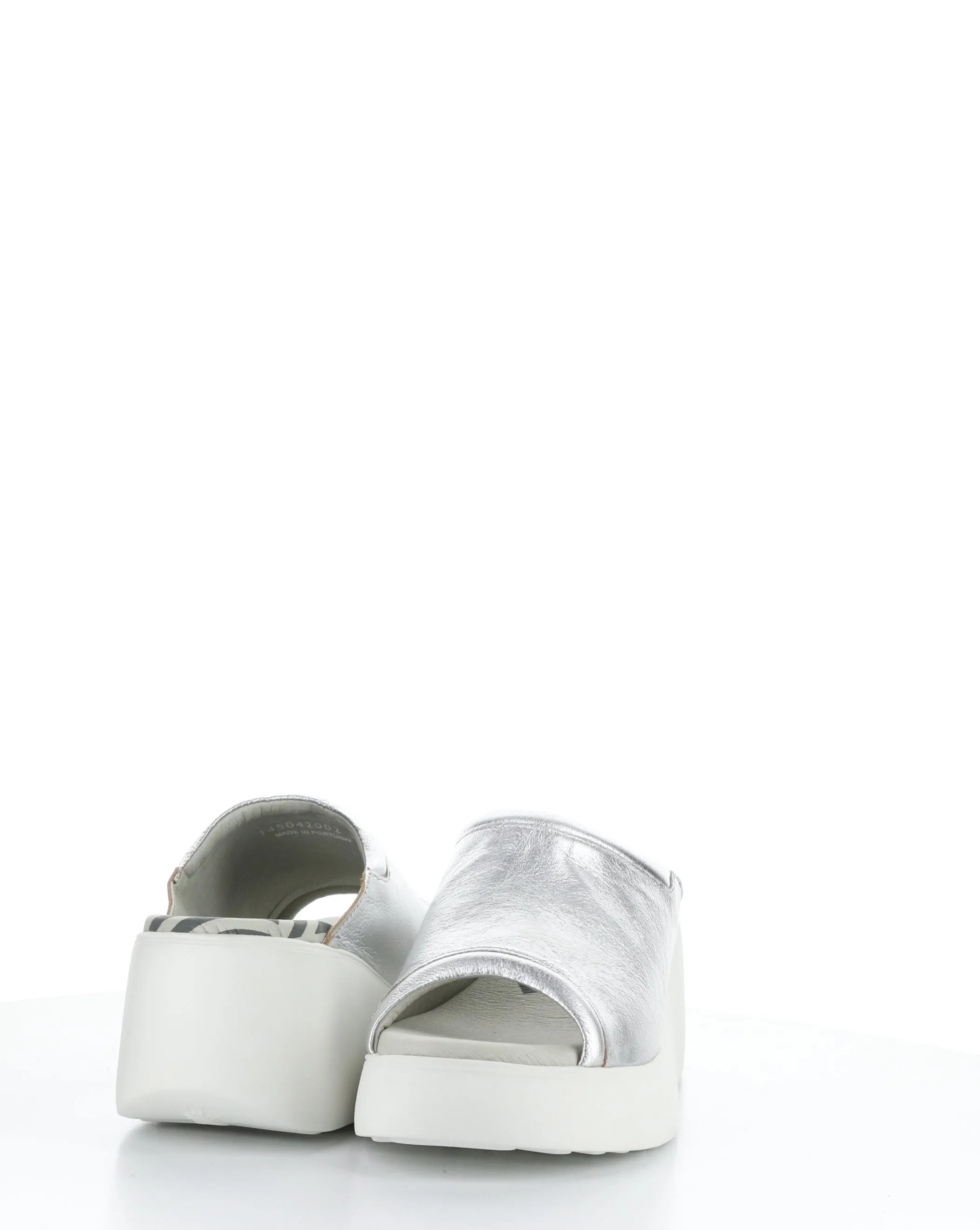 DOLI042FLY 002 SILVER Round Toe Sandals