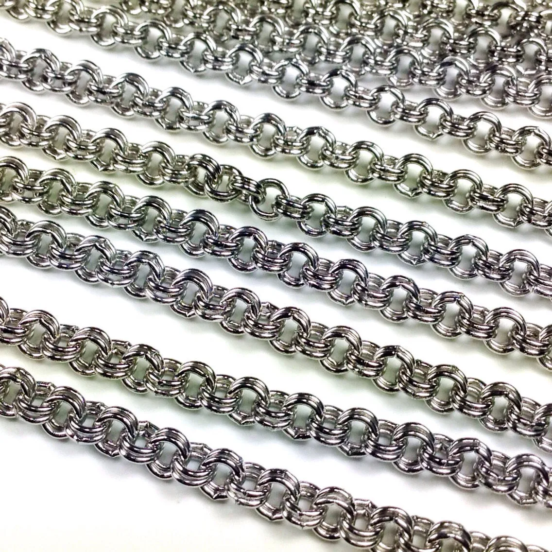 Double Link Stainless Steel Chain, 4mm Round Open Links, 0.7mm thick, Lot Size 25 Meters, #1911