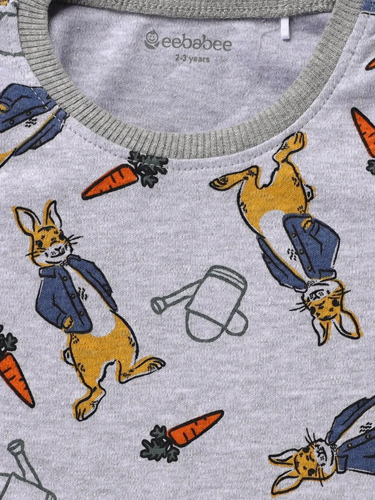 Full sleeve orange rabbit pattern in white pajama set for baby