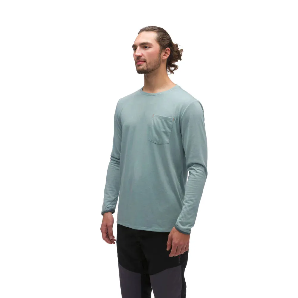 Grundens Shorebreak Performance Fishing Shirt in Skyrocket