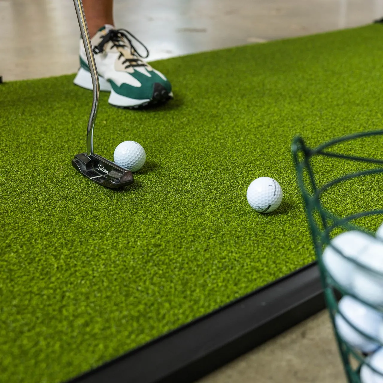 Indoor/Outdoor Tour Grade Turf Putting Green (Sizes Available)