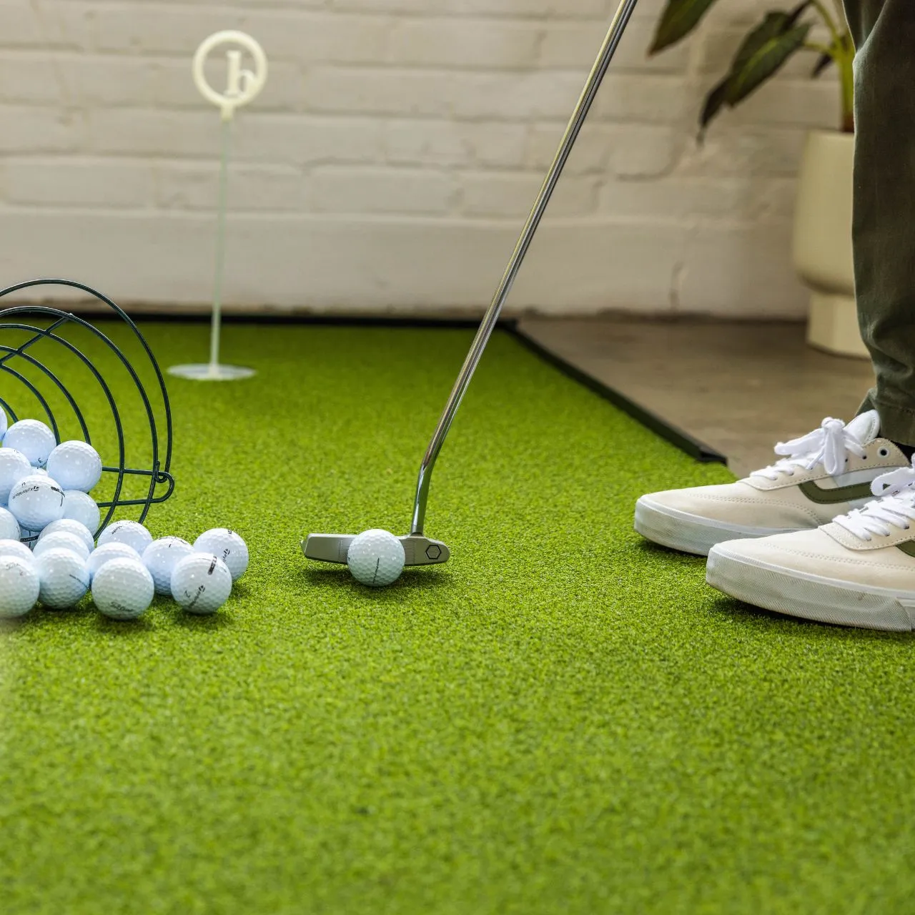 Indoor/Outdoor Tour Grade Turf Putting Green (Sizes Available)