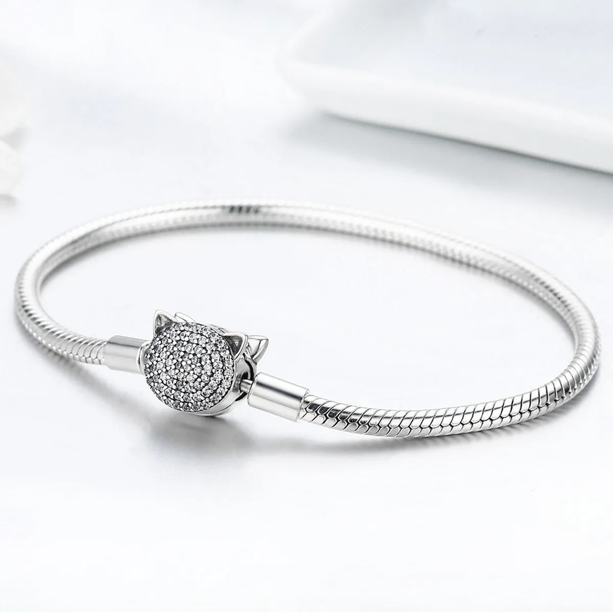 Lovely Cat Clasp 925 Sterling Silver Snake Chain Bracelet