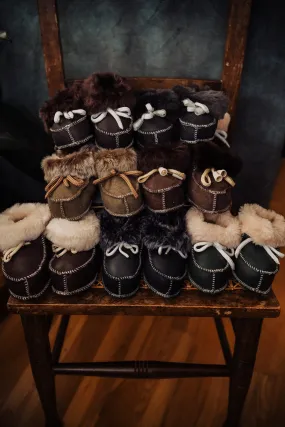 'LUCKY DIP' Dark Brown Baby Sheepskin Booties