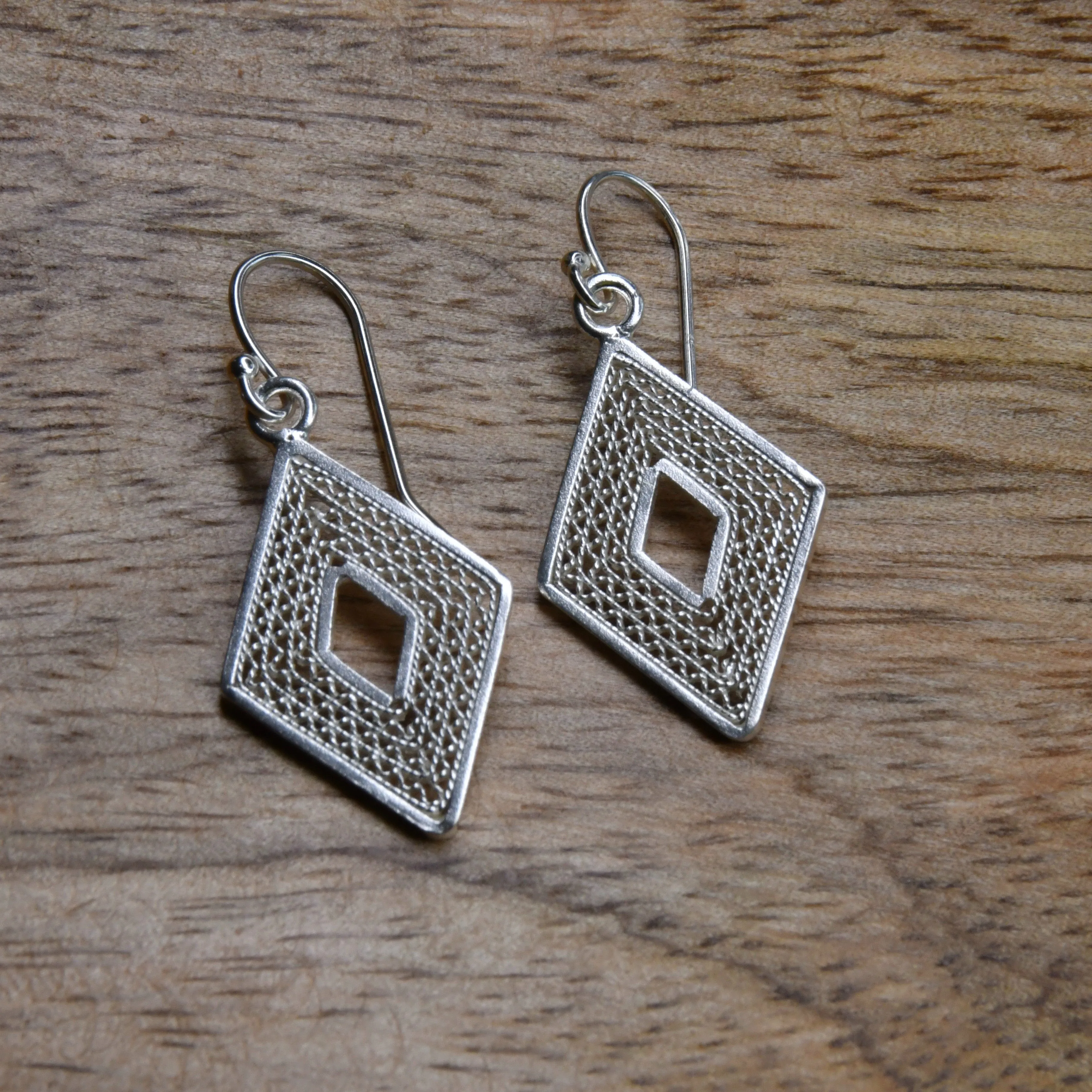 MILLIE IN SILVER SMALL EARRINGS FILIGREE