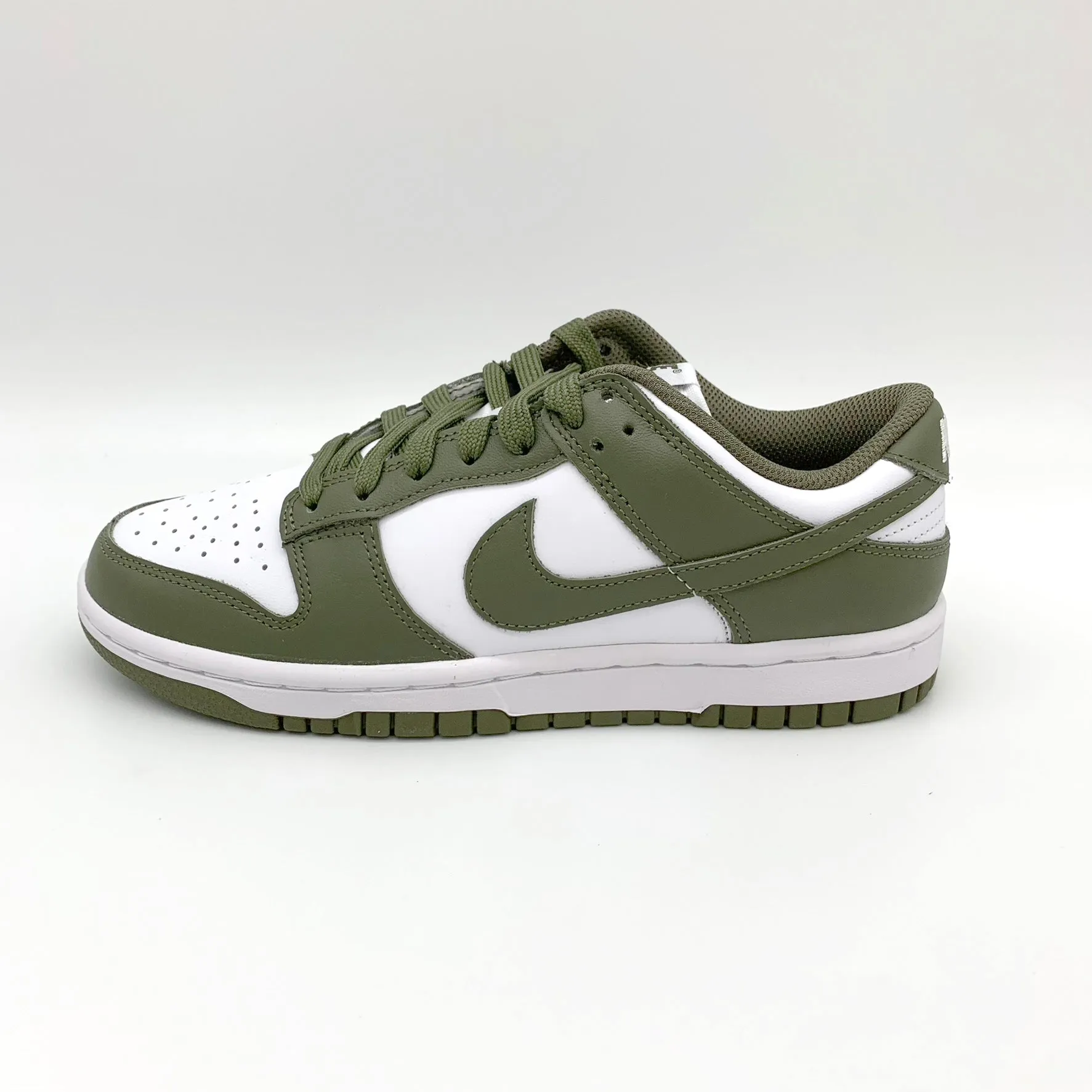 Nike Dunk Low Medium Olive