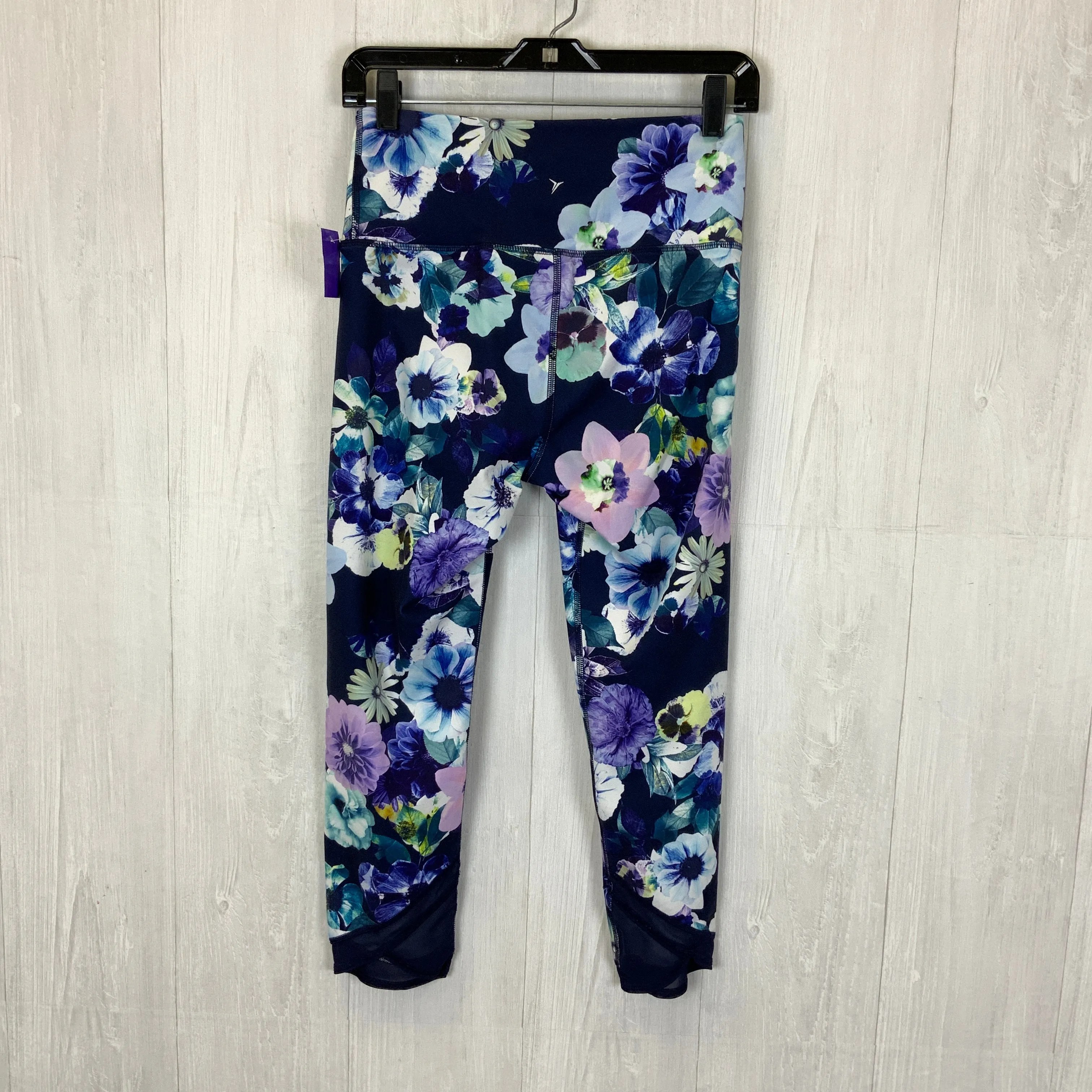 Purple Athletic Capris Old Navy, Size M