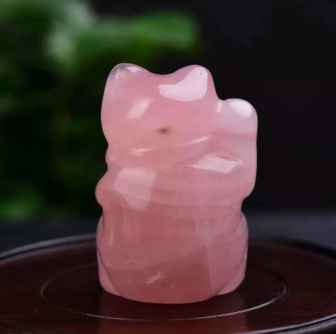 Rose Quartz gemstone carved Lucky Cat